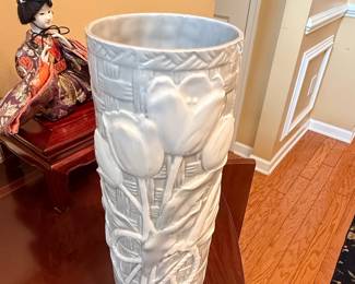 Scheuer Japan Ceramic Vase with Tulips and Basket Weave Design