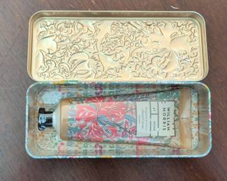William Morris "At Home" Bergamot & Verbena Hand Cream Tin