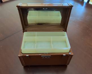 Vintage Samsonite Train Case