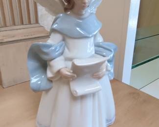 Lladro Rejoice Angel Cantor Figurine