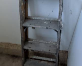 Vintage Wooden Step Stool/Ladder