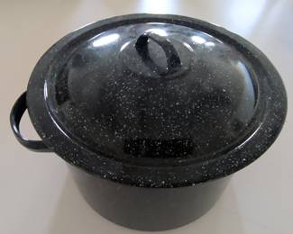Williams Sonoma Brining Bags and Vintage Black Speckled Enamelware Roaster Pot