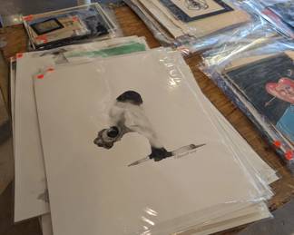 Hundreds of art pieces available!