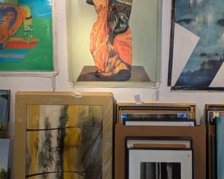 Hundreds of art pieces available!