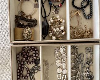 Collection of costume jewelry to be sold, many pieces signed.