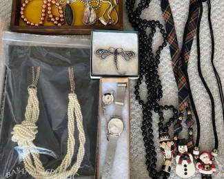 Collection of costume jewelry to be sold, many pieces signed.