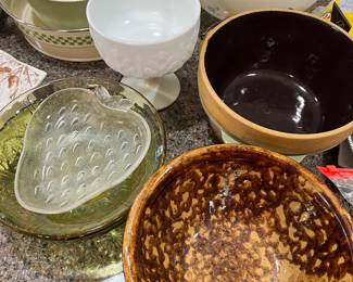 Kitchen full of quality cookware, dinnerware, and more.