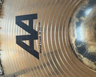 18-inch Sabian AA Metal Crash cymbal
