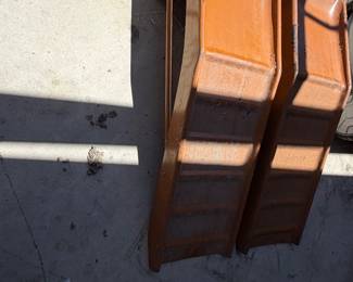 Vehicle ramps 