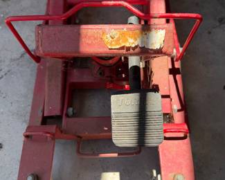 Hydraulic ATV/ Motorcycle Jack