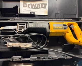 Dewalt reciprocating saw DW303M