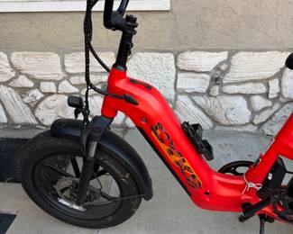 CYKE Collie Cargo Ebike retails $1799