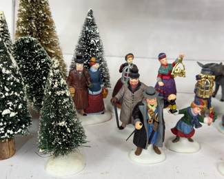 DEPT 56 DICKENS COLLECTIBLE FIGURINES