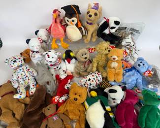 TY BEANIE BABIES COLLECTION W TACO BELL GIDGET