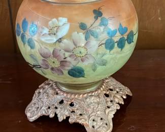 VICTORIAN GLASS FLORAL VASE W METAL BASE 9"