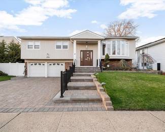 HUNGRY HARBOR ROAD ESTATE HOME