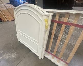 Matching twin headboard & footboard