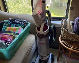 Bissell PowerDrive Swivel XL Vacuum Cleaner