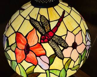 Dragonfly and Floral Tiffany Style Stained Glass Table Lamp third image