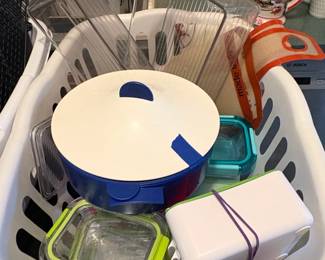 Assorted Bakeware and Food Storage Lot third image