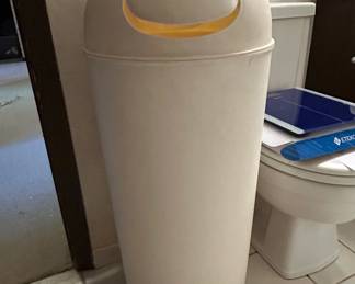 Sterilite Gallon White Plastic SwingTop Trash Can