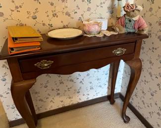 Queen Anne Style Console Table with Mirror second image