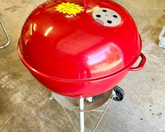 Vintage Red Weber Kettle Grill $60