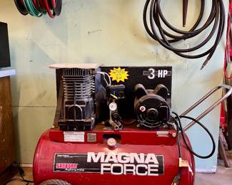Magna Force 3HP 20 Gallon 120 PSI Air Compressor $60 - Additional Air Hose and Reel $15