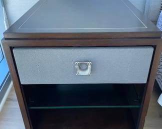 FLK003 - Designer-Style Pair Of Nightstands 