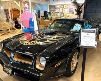 rare 1976 Y82 Special Edition 455CID-4 Speed Pontiac Trans Am with original Hurst T-Tops 