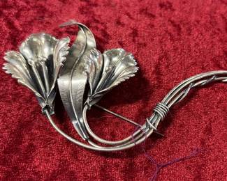 1920s Sterling large pin