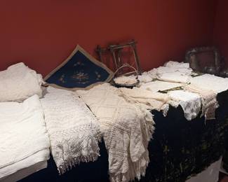 Coverlets, doilies, handwork 
