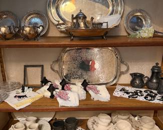 R H  Scotty napkin rings