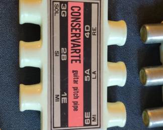 Conservarte Guitar Pitch Pipe