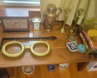 Seth Thomas, Eye glasses sign, French clock, candle sticks