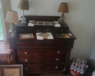 lamps, Antique Late Federal Flame Mahogany Chest of Drawers 1830s, art
