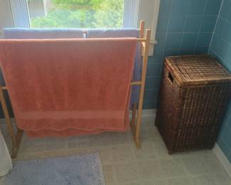 Towel rack, laundry basket