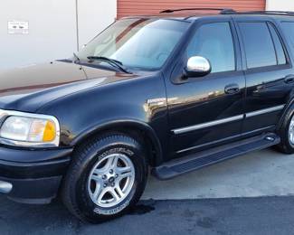 2002 Ford Expedition XLT Triton V8