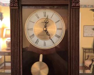 Vintage Seiko Westminster Wellington Mantel Clock w Pendulum Chime