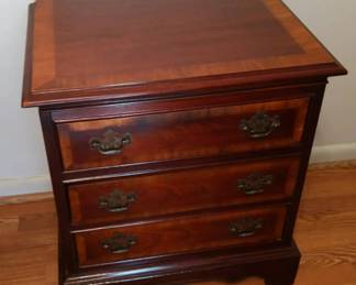 Mahogany ThreeDrawer Nightstand