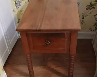End Table Solid Wood 1 Drawer