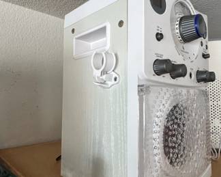 The Singing Machine SMLBTW Karaoke System second image