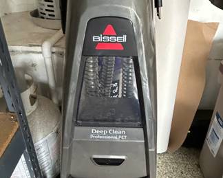 Bissell Deep Clean Professional Pet Carpet Cleaner second image