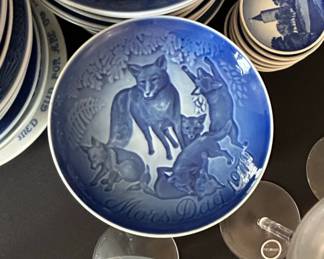 Royal Copenhagen and Bing  Grndahl Collectible Plates fourth image