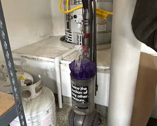 Dyson DC Animal Plus Upright Vacuum Cleaner
