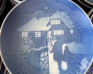 Royal Copenhagen and Bing  Grndahl Collectible Plates third image