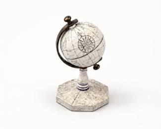 67 ComoysofLondonScrimshawGlobeonStand