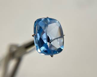 Buff Top Aquamarine