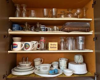 Pyrex dish set and more!