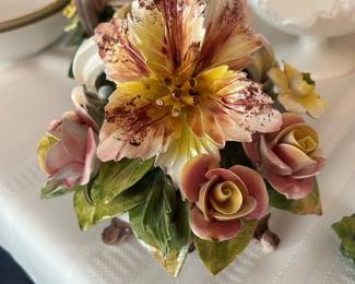 vintage Capodimonte Italian porcelain flower basket centerpiece
